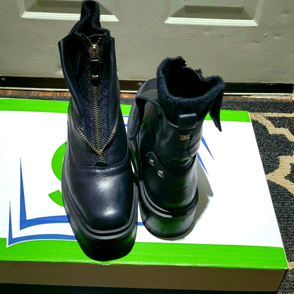 Black Sam Eddleman Lace-Up Boots